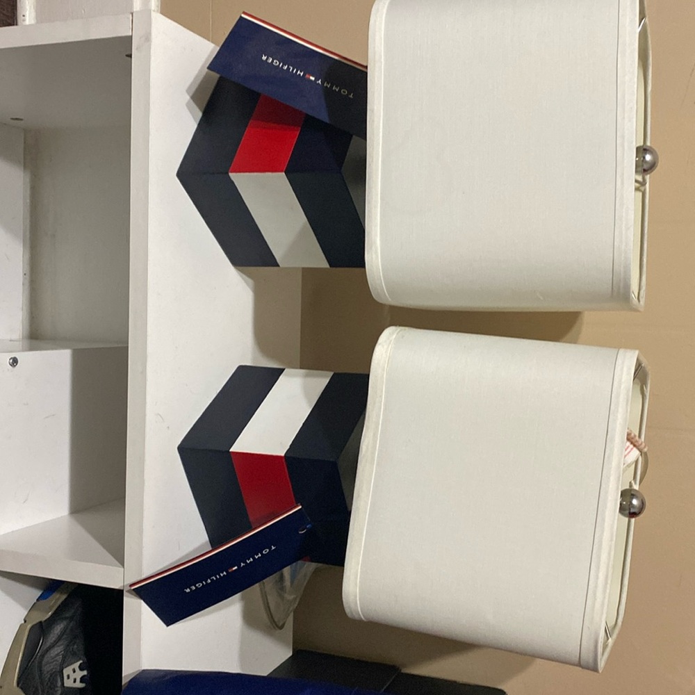 Tommy Hilfiger matching lamps.